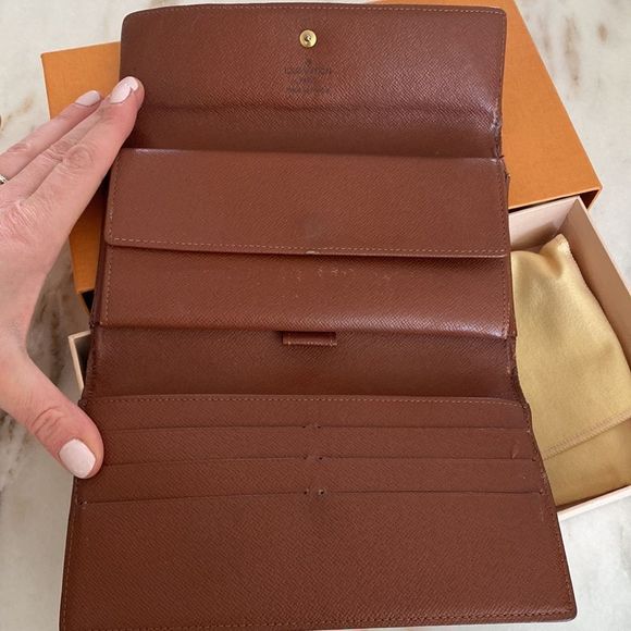 Louis Vuitton long Wallet - Picture 3 of 7